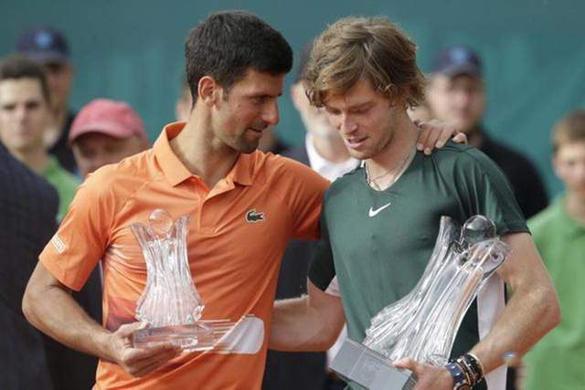 更是一位具 更是一位具