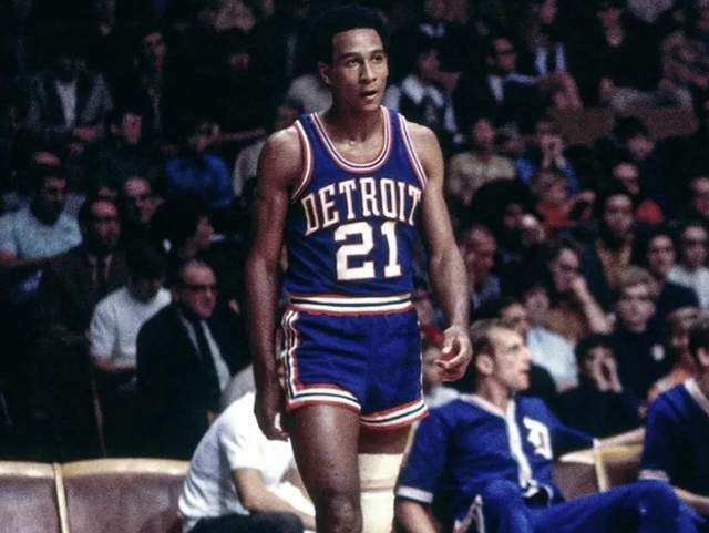 得异常冷静 得异常冷静