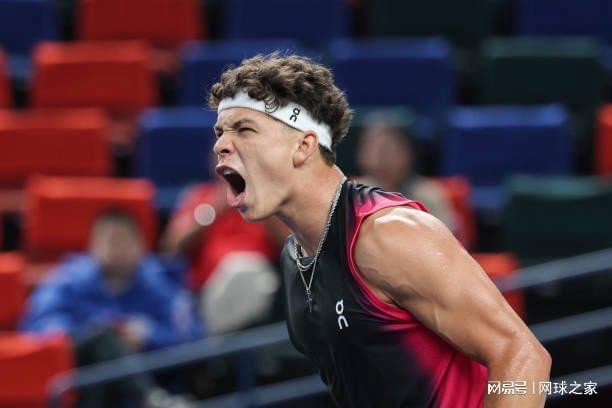 阶段性的告 阶段性的告