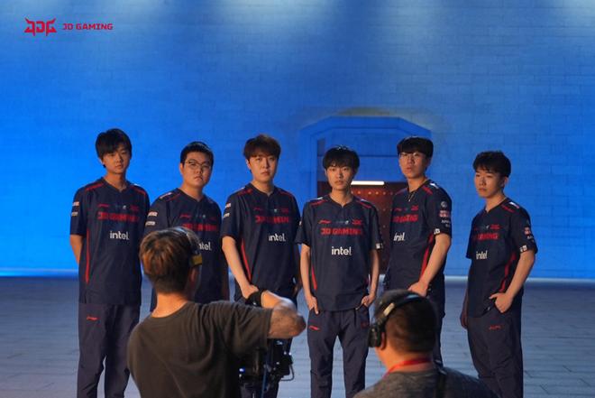 长期优势的 长期优势的